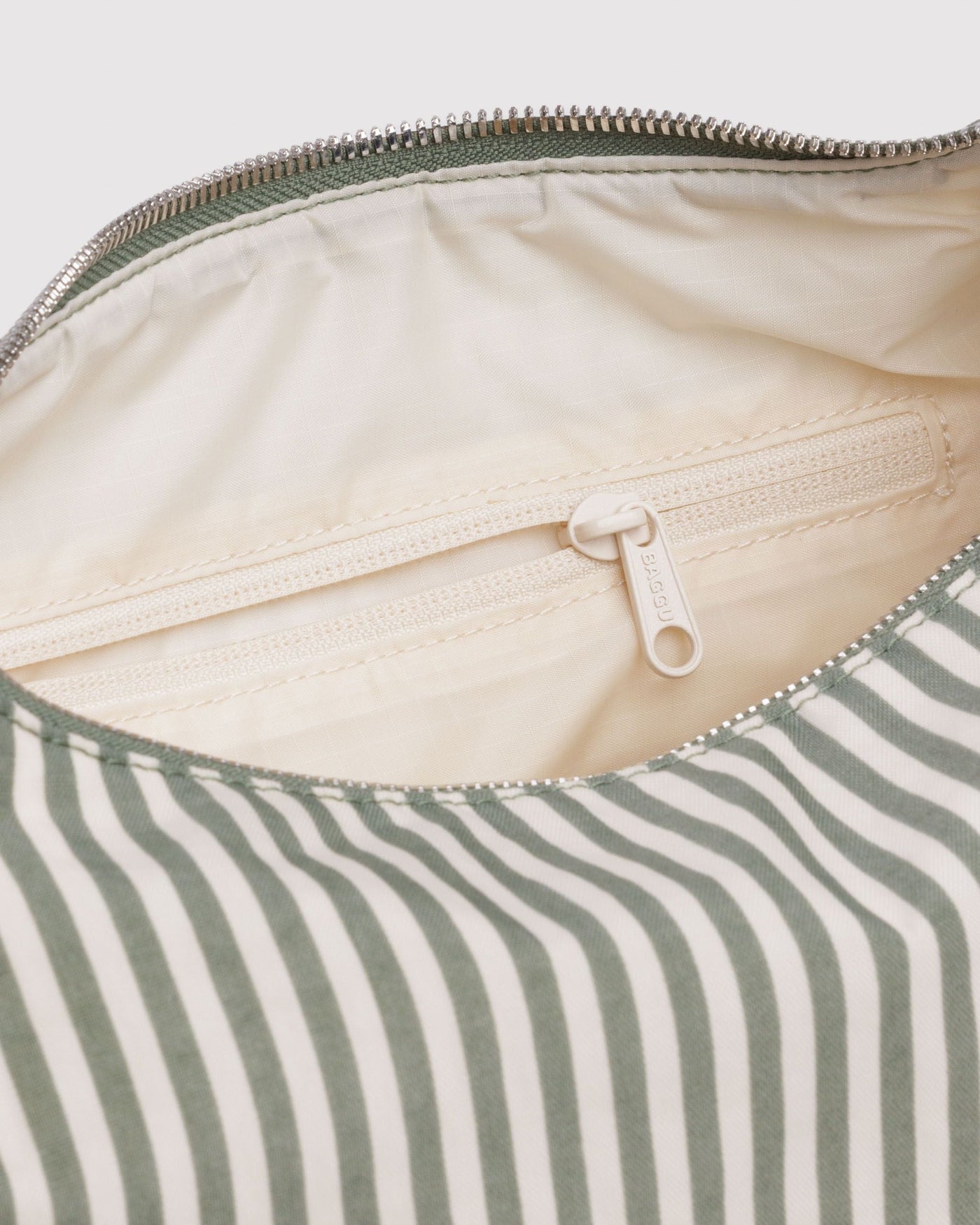Nylon Meringue Bag